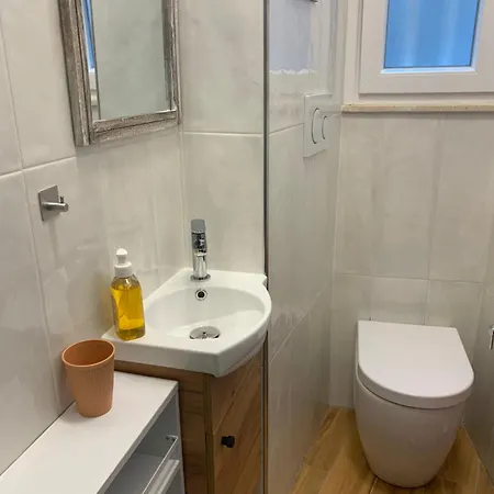 公寓 Gelsomino A San Pietro *